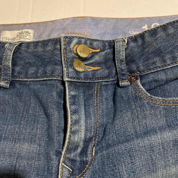 Women’s Jeans - Picture 2 of 5